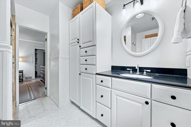 7 WESTOVER CIR, Wilmington, DE 19807