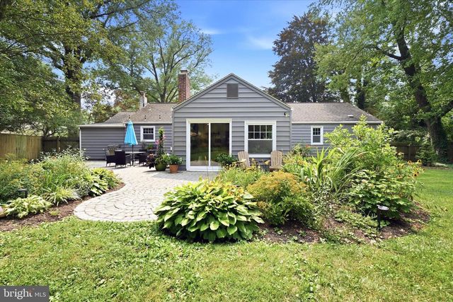 7 WESTOVER CIR, Wilmington, DE 19807