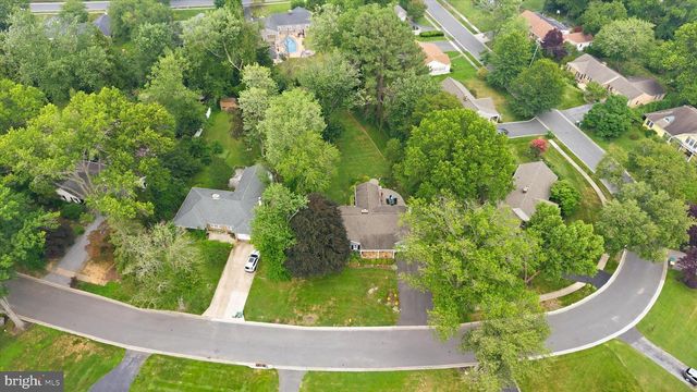 7 WESTOVER CIR, Wilmington, DE 19807