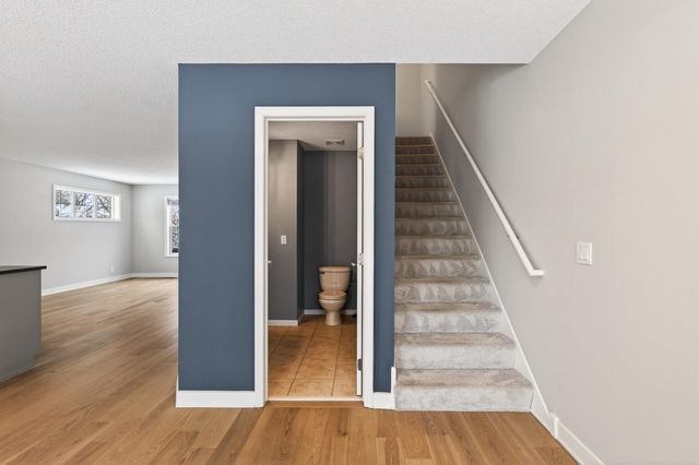 1667 Arona Street 8, Falcon Heights, MN 55108