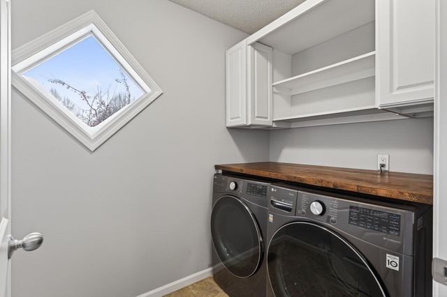 1667 Arona Street 8, Falcon Heights, MN 55108