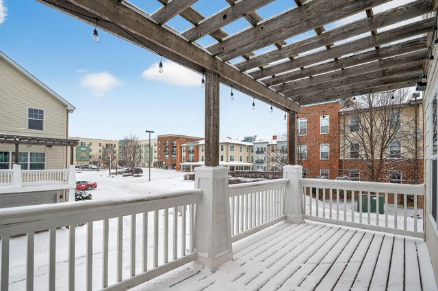 1667 Arona Street 8, Falcon Heights, MN 55108