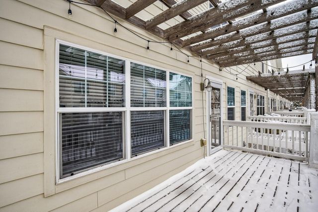 1667 Arona Street 8, Falcon Heights, MN 55108