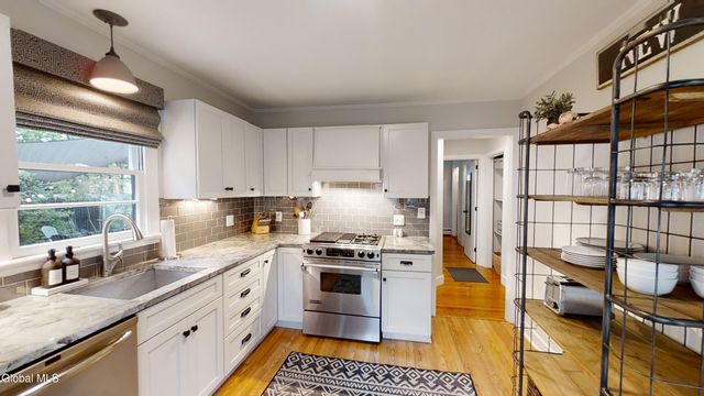 207 Regent Street, Saratoga Springs, NY 12866