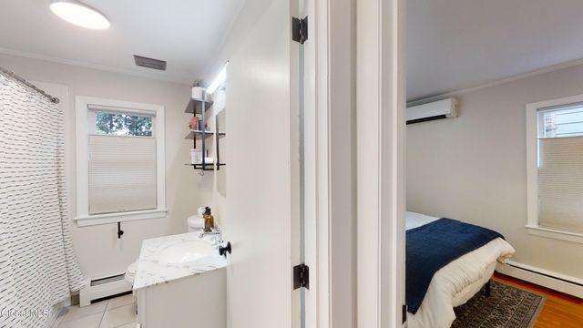 207 Regent Street, Saratoga Springs, NY 12866