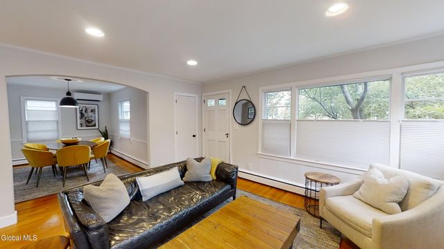 207 Regent Street, Saratoga Springs, NY 12866