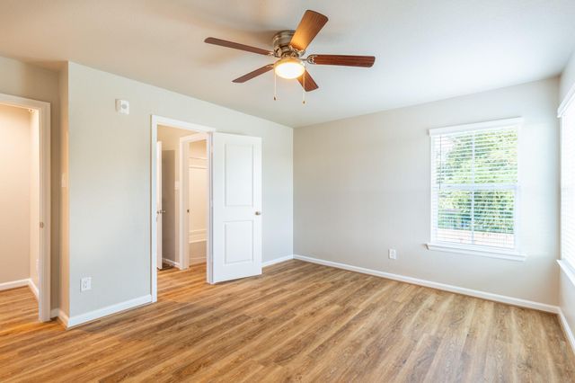 231 Park Place Circle D, Waller, TX 77484