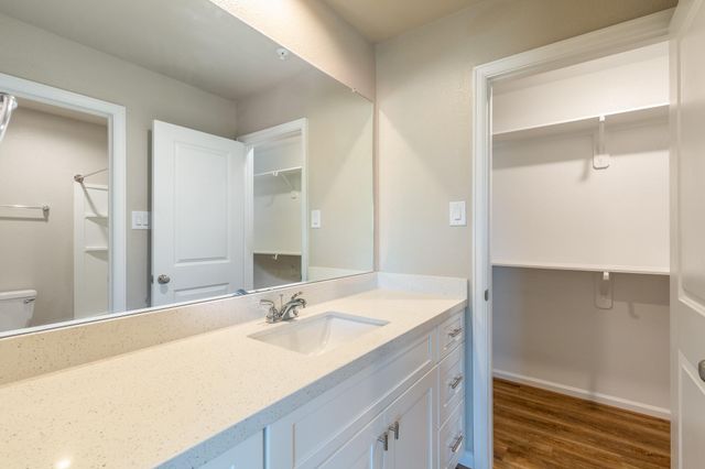 231 Park Place Circle D, Waller, TX 77484