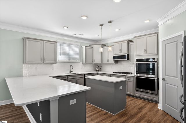 6030 Thicket Lane, Boiling Springs, SC 29316