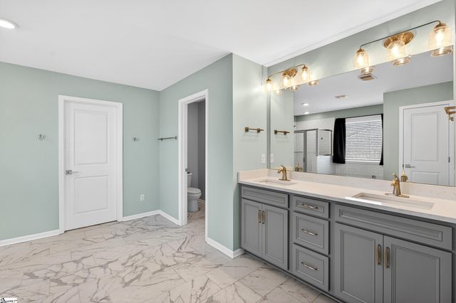 6030 Thicket Lane, Boiling Springs, SC 29316