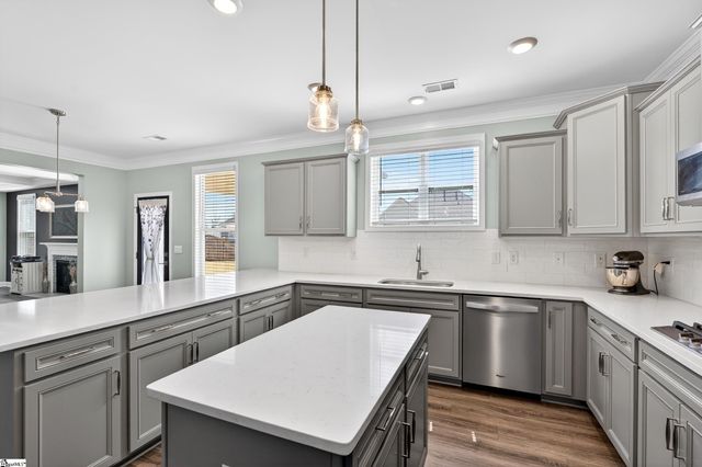 6030 Thicket Lane, Boiling Springs, SC 29316