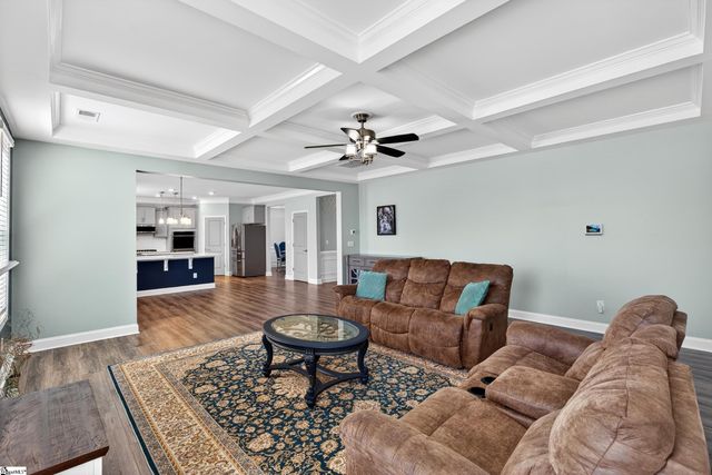 6030 Thicket Lane, Boiling Springs, SC 29316