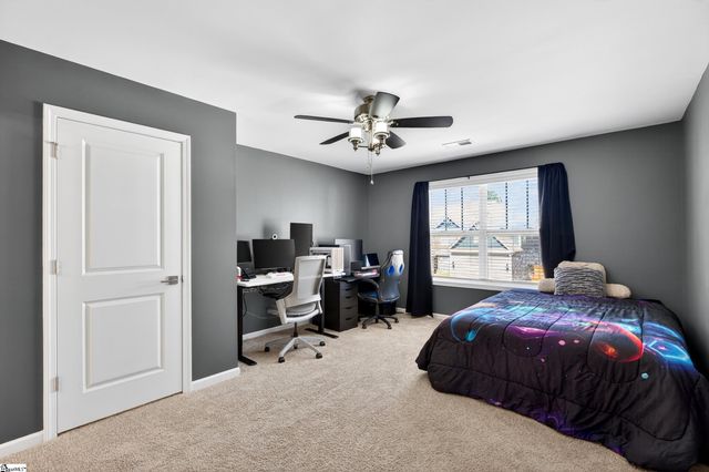 6030 Thicket Lane, Boiling Springs, SC 29316