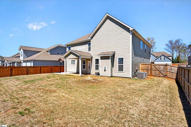 6030 Thicket Lane, Boiling Springs, SC 29316