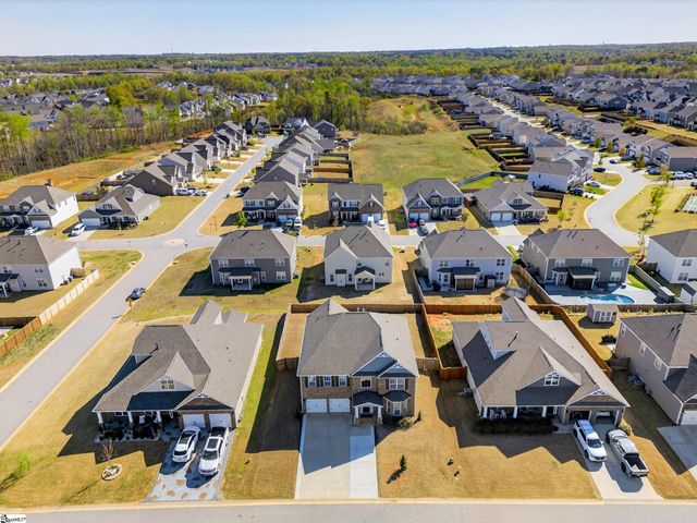 6030 Thicket Lane, Boiling Springs, SC 29316