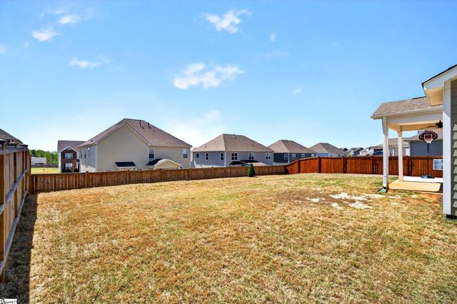 6030 Thicket Lane, Boiling Springs, SC 29316