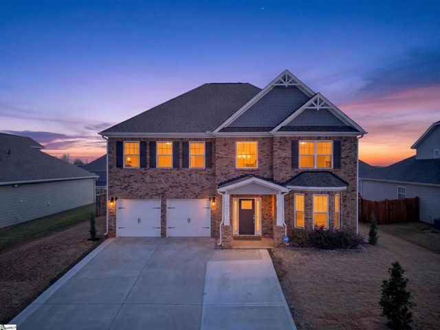 6030 Thicket Lane, Boiling Springs, SC 29316