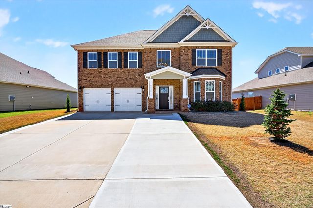 6030 Thicket Lane, Boiling Springs, SC 29316