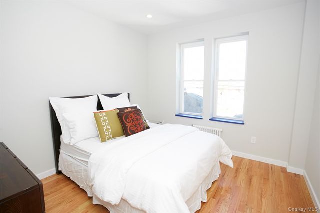 215 E Broadway 5S, Long Beach, NY 11561