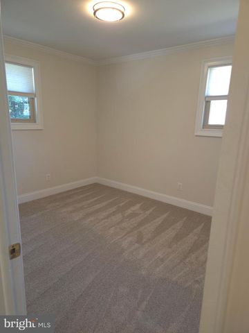 670 SACRAMENTO DR, Mantua, NJ 08051