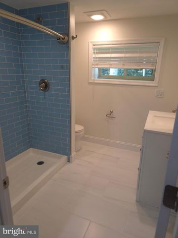 670 SACRAMENTO DR, Mantua, NJ 08051