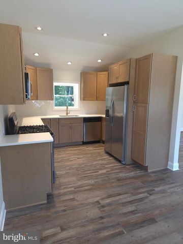670 SACRAMENTO DR, Mantua, NJ 08051