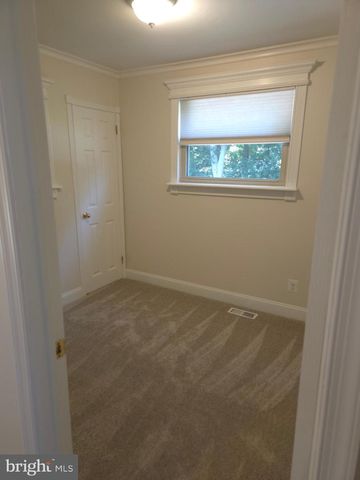 670 SACRAMENTO DR, Mantua, NJ 08051