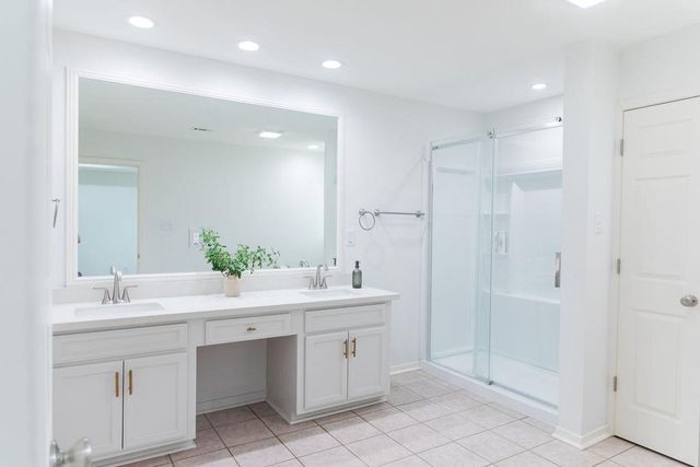 2201 Fairbanks Street, Nederland, TX 77627