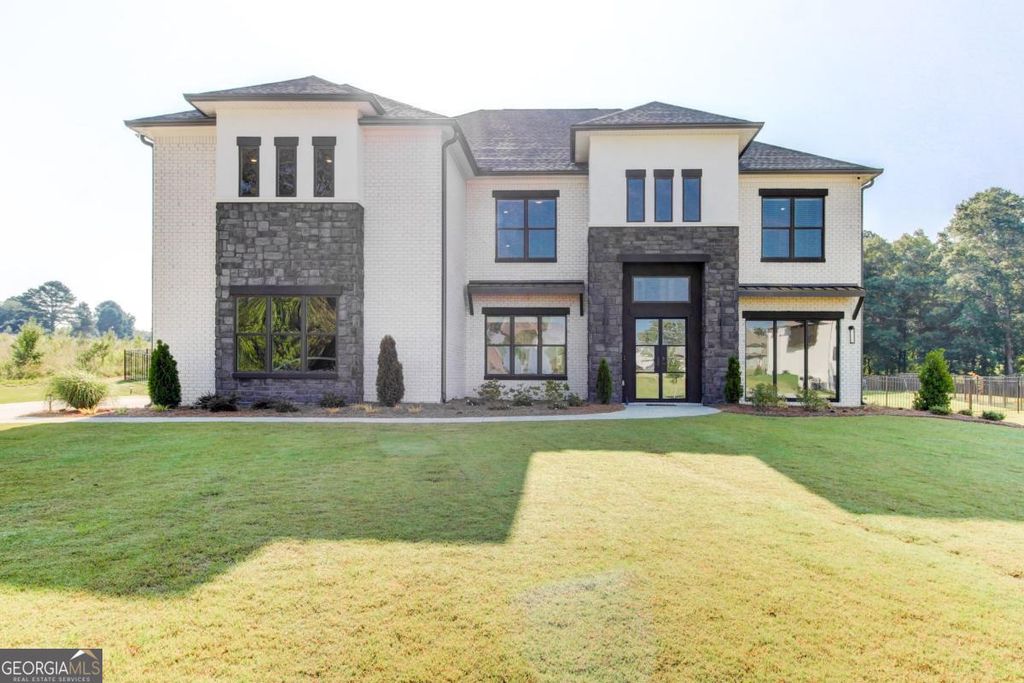 2900 Waterford Drive SW, Conyers, GA 30094