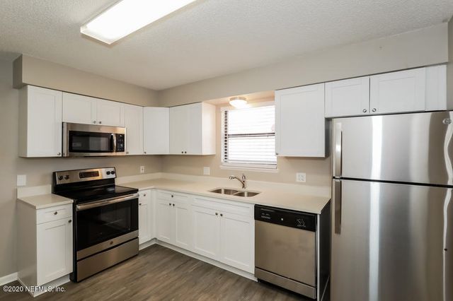 301 N HIGHLAND Avenue, Green Cove Springs, FL 32043