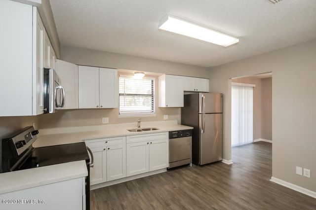 301 N HIGHLAND Avenue, Green Cove Springs, FL 32043