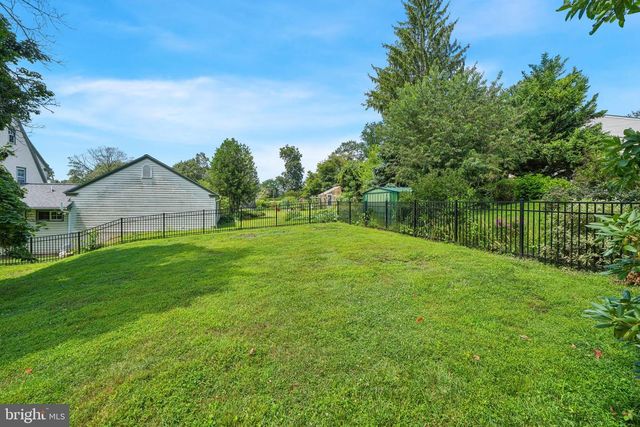 17 W RIDGE RD, Media, PA 19063