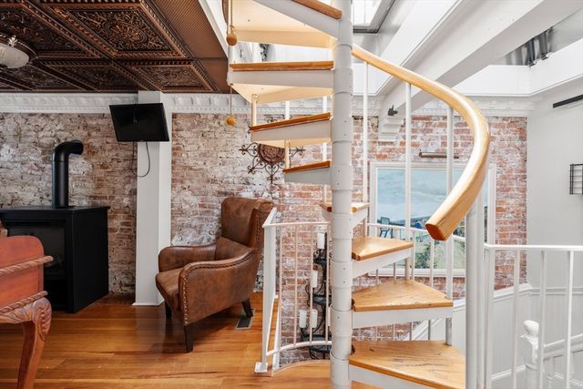 49 Grove St Penthouse, Boston, MA 02114