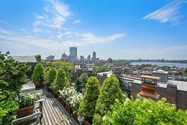 49 Grove St Penthouse, Boston, MA 02114