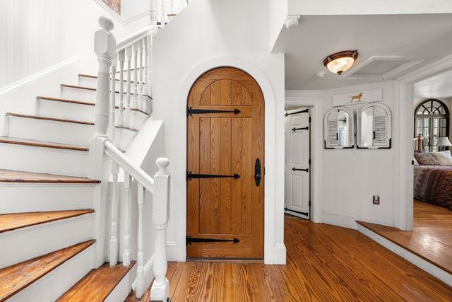 49 Grove St Penthouse, Boston, MA 02114