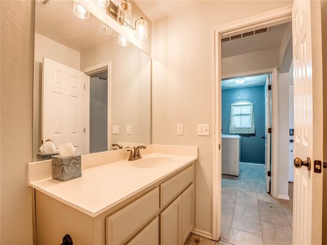 10009 Allie Hope Lane, Yukon, OK 73099