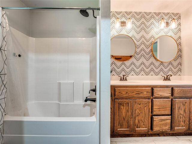 10009 Allie Hope Lane, Yukon, OK 73099