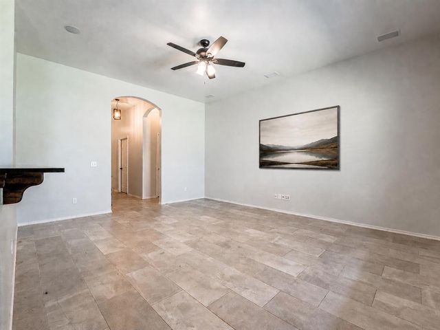 10009 Allie Hope Lane, Yukon, OK 73099