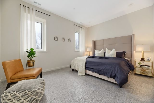 790 E Irving Park Road 3E, Roselle, IL 60172