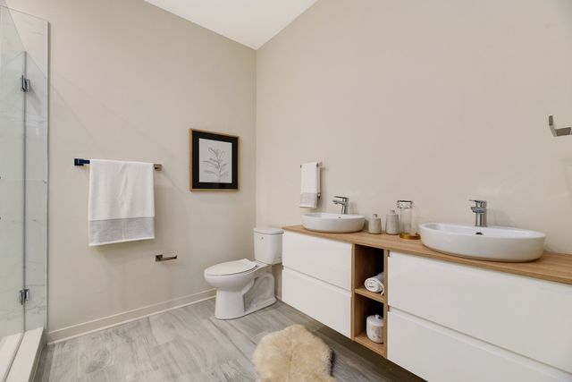 790 E Irving Park Road 3E, Roselle, IL 60172