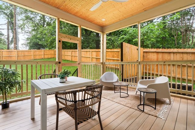 5705A Vine Ridge Dr, Nashville, TN 37205