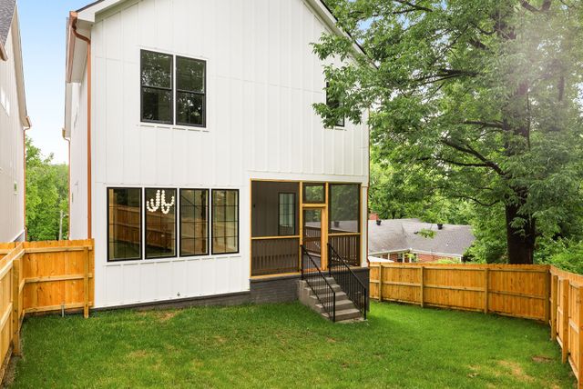 5705A Vine Ridge Dr, Nashville, TN 37205