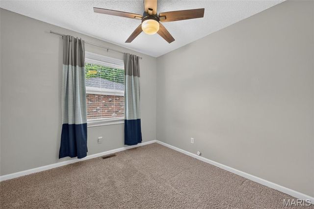 5738 Lost Brook Court, Oakville, MO 63129