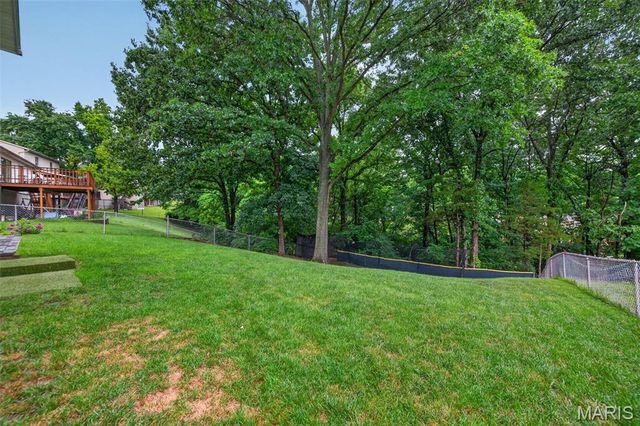 5738 Lost Brook Court, Oakville, MO 63129
