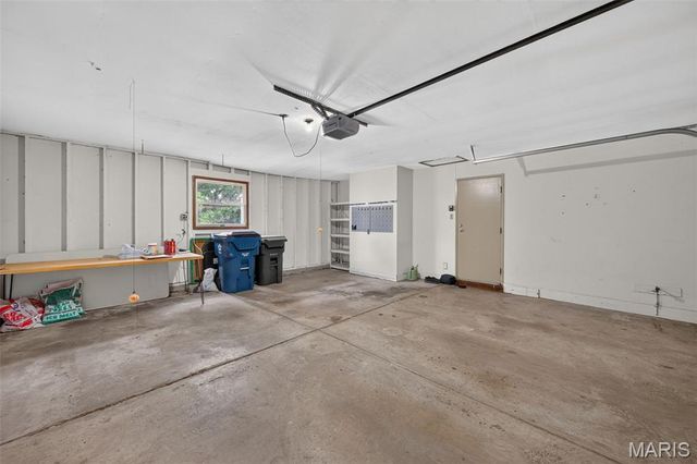 5738 Lost Brook Court, Oakville, MO 63129