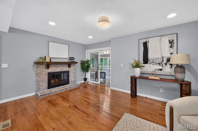 5738 Lost Brook Court, Oakville, MO 63129