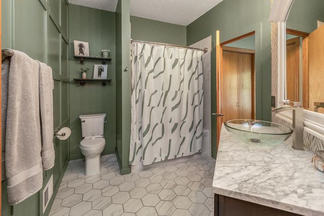 13968 Yosemite Avenue S, Savage, MN 55378