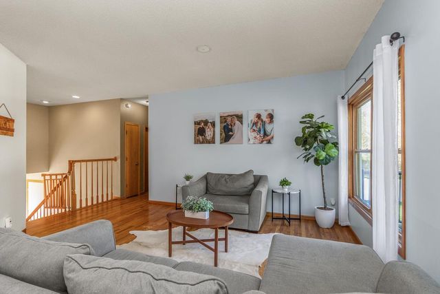 13968 Yosemite Avenue S, Savage, MN 55378