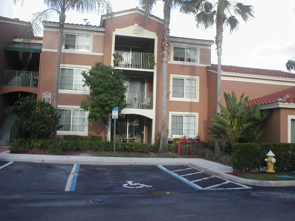 1780 Palm Cove Boulevard 6-302, Delray Beach, FL 33445