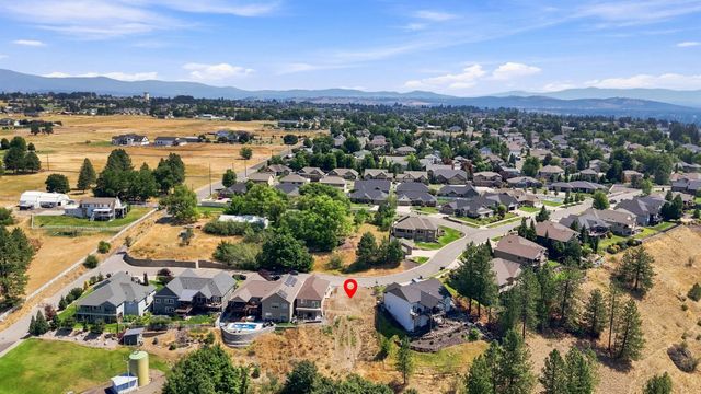 7809 N Warren Ln, Spokane, WA 99208